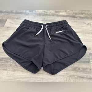 Vuori Clementine 2.0 Short 4” Black Lined Running Shorts Size Small